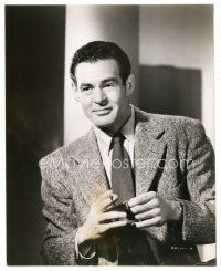 7s708 ROBERT RYAN 7.75x9.5 still '50s great smoking portrait holding a pack of cigarettes!