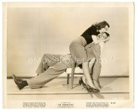 7s728 RUNAROUND 8.25x10 still '46 wacky romantic image of sexy Ella Raines & Rod Cameron!