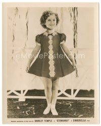 7s773 SHIRLEY TEMPLE 8x10.25 still '30s selling a Cinderella frock replica she wore in Stowaway!