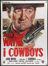 7y537 COWBOYS Italian 1p '72 different super close up of big John Wayne with gun!