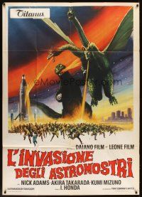 7y681 INVASION OF ASTRO-MONSTER Italian 1p 1970 Toho, cool different art of battling monsters!