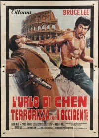 7y417 RETURN OF THE DRAGON Italian 2p '73 Ciriello art of Bruce Lee attacking guy by Coliseum!