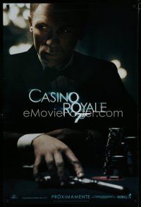 8c156 CASINO ROYALE Spanish/U.S. teaser DS 1sh '06 Craig as James Bond sitting at poker table w/gun!