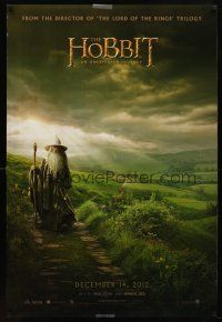 8c353 HOBBIT: AN UNEXPECTED JOURNEY teaser DS 1sh '12 cool image of Ian McKellen as Gandalf!