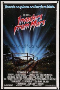 8c386 INVADERS FROM MARS PG version 1sh '86 Tobe Hooper, art by Rider, no place on Earth to hide!