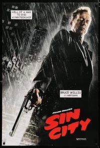 8c685 SIN CITY teaser DS 1sh '05 Frank Miller comic, cool image of Bruce Willis as Hartigan!