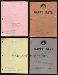 8d087 LOT OF 4 TV SCRIPTS '70s from episodes of Happy Days & Laverne and Shirley!