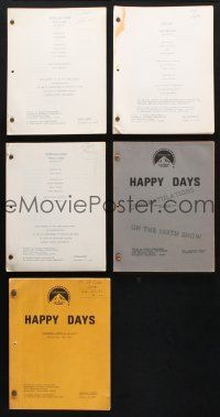 8d086 LOT OF 5 TELEVISION SCRIPTS '70s from episodes of Happy Days & Laverne and Shirley!