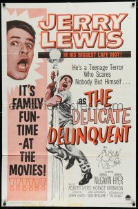 8e217 DELICATE DELINQUENT 1sh R62 wacky teen-age terror Jerry Lewis hanging from light post!