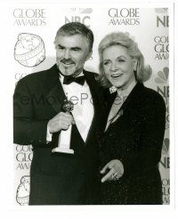 8h554 LAUREN BACALL/BURT REYNOLDS 8x10 still '98 together at the 55th Annual Golden Globe Awards!