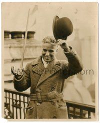 8h193 CHARLIE CHAPLIN deluxe 8x10 still '31 with hat & cane, but no makeup, visiting London!