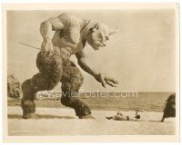 8h060 7th VOYAGE OF SINBAD 8x10 still '58 Harryhausen, Kerwin Mathews throwing spear at cyclops!