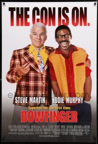 8j119 BOWFINGER DS 1sh '99 wacky image of Steve Martin & Eddie Murphy in dorky outfits!
