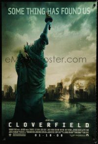 8j159 CLOVERFIELD advance DS 1sh '08 wild image of destroyed New York & Lady Liberty decapitated!