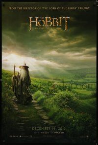 8j326 HOBBIT: AN UNEXPECTED JOURNEY teaser DS 1sh '12 cool image of Ian McKellen as Gandalf!