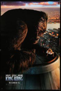 8j391 KING KONG teaser DS 1sh '05 Naomi Watts & giant ape on top of tower!