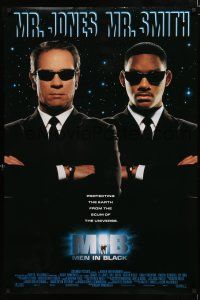 8j506 MEN IN BLACK int'l DS 1sh '97 Will Smith & Tommy Lee Jones protecting Earth!