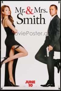 8j532 MR. & MRS. SMITH teaser 1sh '05 married assassins Brad Pitt & sexy Angelina Jolie!