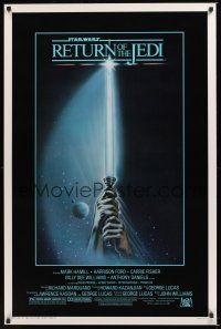 8j618 RETURN OF THE JEDI 1sh '83 George Lucas classic, art of hands holding lightsaber!