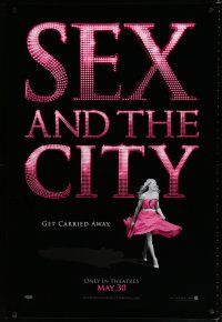8j654 SEX & THE CITY teaser DS 1sh '08 image of Sarah Jessica Parker in pink dress!