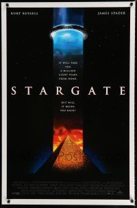 8j727 STARGATE DS 1sh '94 Kurt Russell, James Spader, a million light years from home!