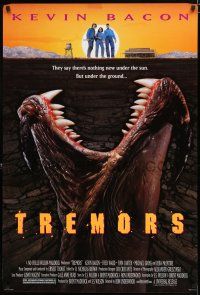 8j776 TREMORS 1sh '90 Kevin Bacon, Fred Ward, great sci-fi horror image of monster worm!