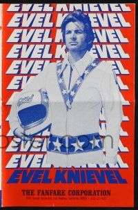 8k445 EVEL KNIEVEL color pressbook '71 George Hamilton is THE motorcycle daredevil!