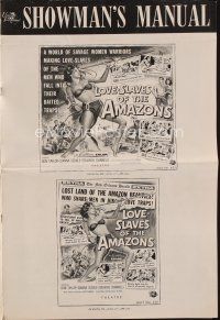 8k596 LOVE-SLAVES OF THE AMAZONS pressbook '57 sexy barely-dressed female native throwing spear art!