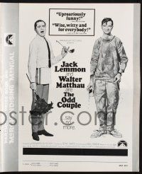 8k656 ODD COUPLE pressbook '68 Robert McGinnis art of best friends Walter Matthau & Jack Lemmon!
