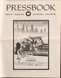 8k822 WANDERERS pressbook '79 Ken Wahl in Kaufman's 1960s New York City teen gang cult classic!