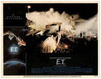8p461 E.T. THE EXTRA TERRESTRIAL Spanish/U.S. LC #7 '82 Spielberg, police & goverment scientists!