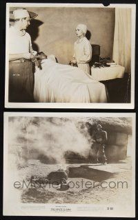 8r931 ONE MINUTE TO ZERO 2 8x10 stills '52 Robert Mitchum, Ann Blyth, directed by Howard Hughes