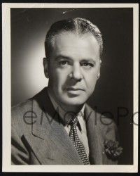 8r987 WALTER WANGER 2 8x10 stills '40s h&s and full-length portrait of the producer in suit & tie!