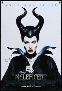 8t458 MALEFICENT advance DS 1sh '14 cool close-up image of sexy Angelina Jolie in title role!