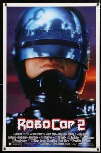8t638 ROBOCOP 2 DS 1sh '90 super close up of cyborg policeman Peter Weller, sci-fi sequel!