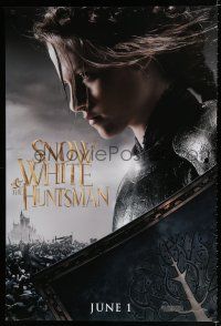 8t696 SNOW WHITE & THE HUNTSMAN teaser 1sh '12 cool image of Kristen Stewart!