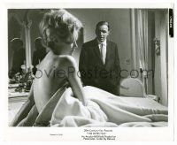 9a220 DETECTIVE 8.25x10 still '68 Frank Sinatra stares at sexy Lee Remick naked under sheet!
