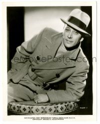 9a312 GEORGE RAFT 8x10.25 still '32 most sensational shooting star in fedora & trench coat!