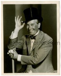 9a318 GIGI deluxe 8x10 still '58 smiling portrait of Maurice Chevalier with top hat & cane!