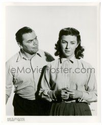 9a604 MARTY 8.25x10 still '55 close up of Ernest Borgnine looking confused at Betsy Blair