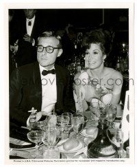 9a610 MARY TYLER MOORE/GRANT TINKER 8.25x10 still '70s the CEO of NBC & his famous wife at party!