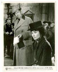 9a648 MY FAIR LADY 8x10.25 still '64 Rex Harrison looks disgusted at flower girl Audrey Hepburn!