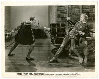 9a770 SEA HAWK 8x10.25 still '40 Errol Flynn dodges Henry Daniell's thrust, Michael Curtiz!