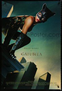 9b153 CATWOMAN Spanish/U.S. advance DS 1sh '04 Halle Berry in super sexy leather suit!