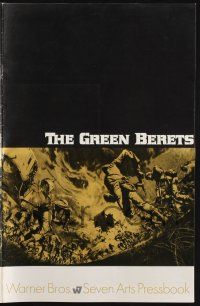 9c197 GREEN BERETS pressbook '68 John Wayne, David Janssen, Jim Hutton, cool Vietnam War art!
