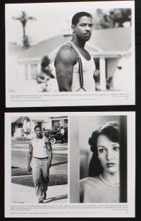 9c642 DEVIL IN A BLUE DRESS presskit w/ 9 stills '95 Denzel Washington, Jennifer Beals, Sizemore!