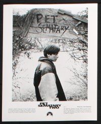 9c623 PET SEMATARY TWO presskit w/ 10 stills '92 Stephen King, zombies are back by popular demand!