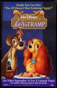 9e855 LADY & THE TRAMP video poster R97 Disney classic, most romantic spaghetti scene!