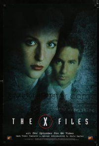 9e975 X-FILES video poster '97 cool image of FBI agents David Duchovny & Gillian Anderson!