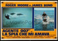 9j428 SPY WHO LOVED ME Italian photobusta '77 Roger Moore as James Bond, underwater car & jetski!